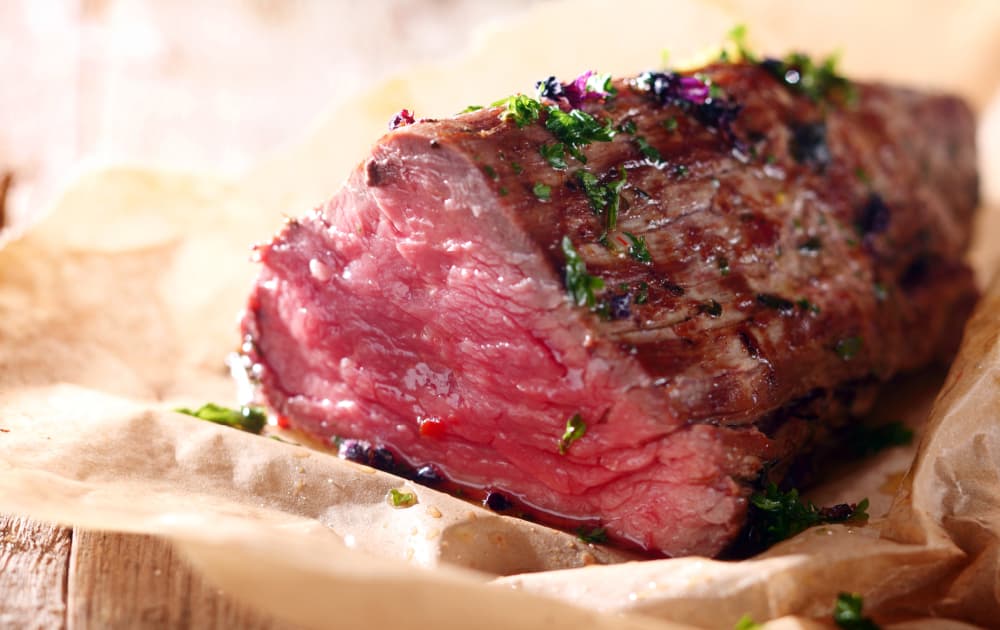 bavetta grande a fette di bovino adulto cruda